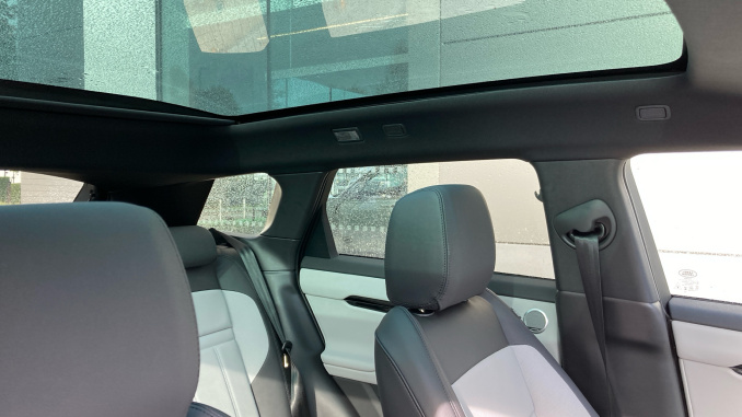 Land Rover Range Rover Evoque 1.5 P270e Edition 5dr Auto Hatchback - Image 43